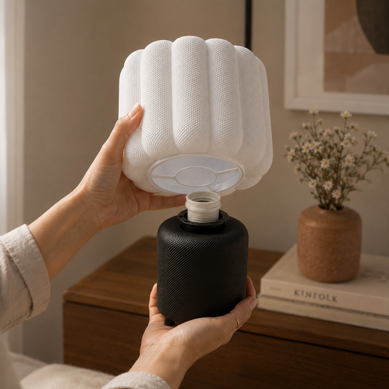 Twisted Bloom Table Lamp