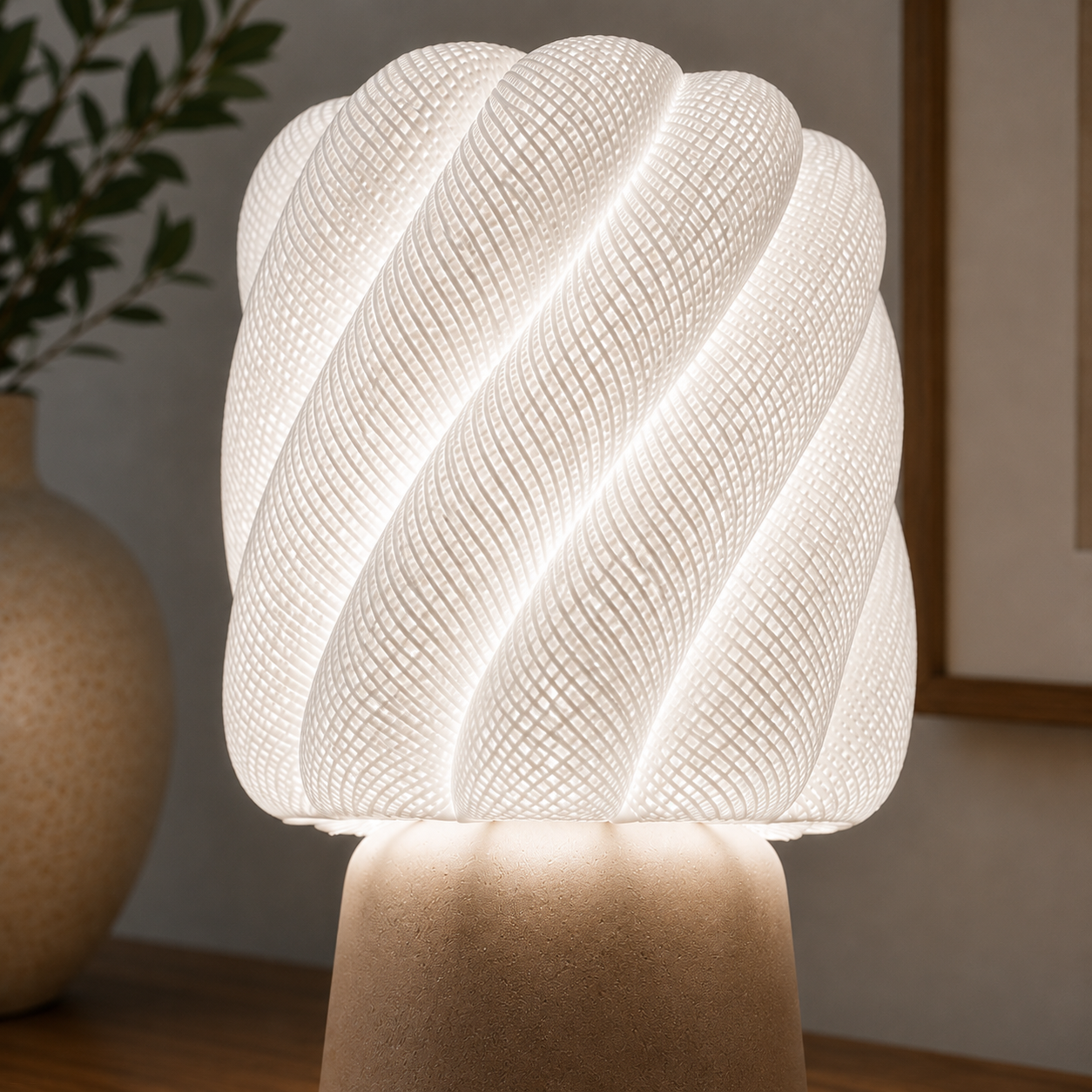 Twisted Bloom Table Lamp