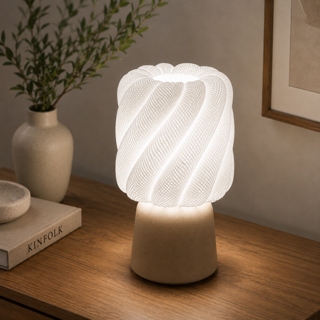 Twisted Bloom Table Lamp