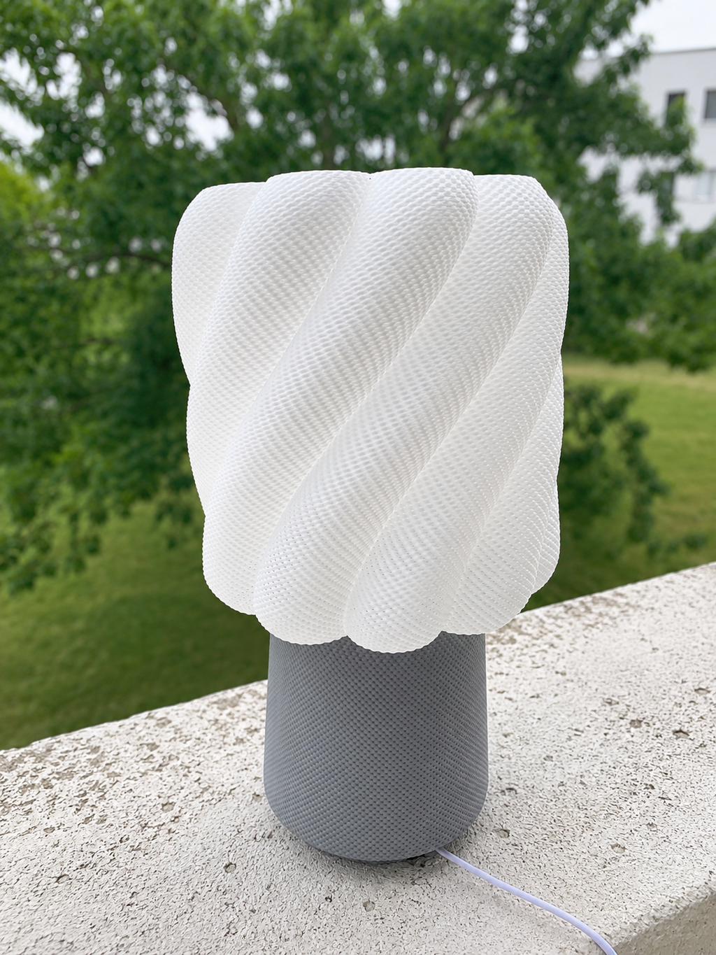 Twisted Bloom Table Lamp